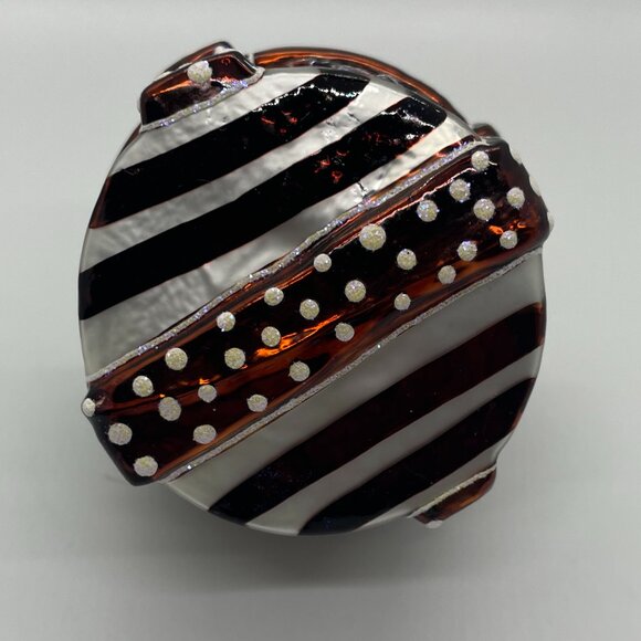 henri bendel hat box ornament - Picture 2 of 4